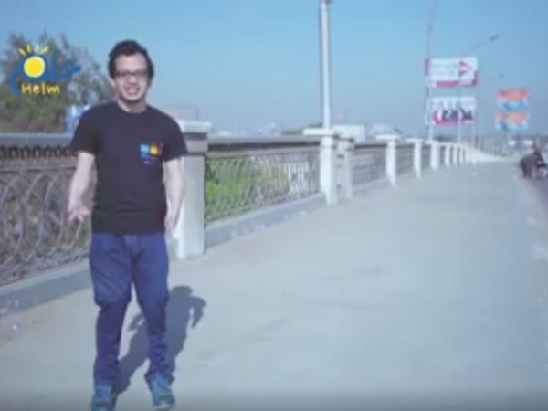 كيف تعامل الأشخاص المصابين بإعاقة .. فيديو