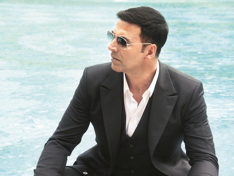 "فوربس" تُعلن أكشاي كومار الأعلى دخلاً في بوليوود