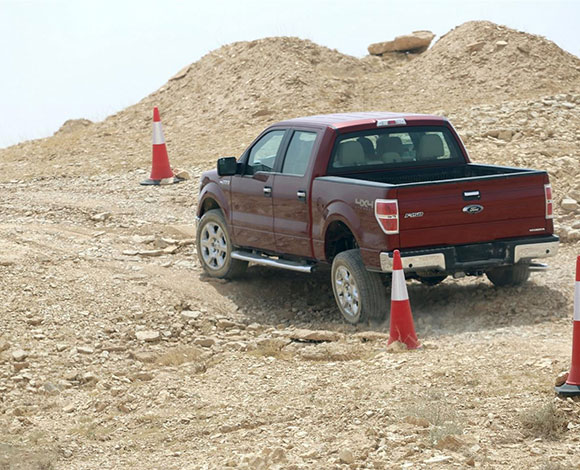 "فورد" تكشف عن أحدث تقنياتها وطرازاتها خلال فعالية خاصة في الرياض