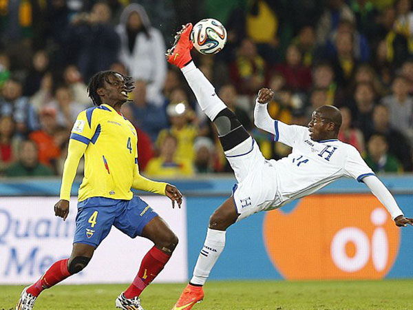 المباراة بين الإكوادور وهوندوراس تنتهي بنتيجة 2-1