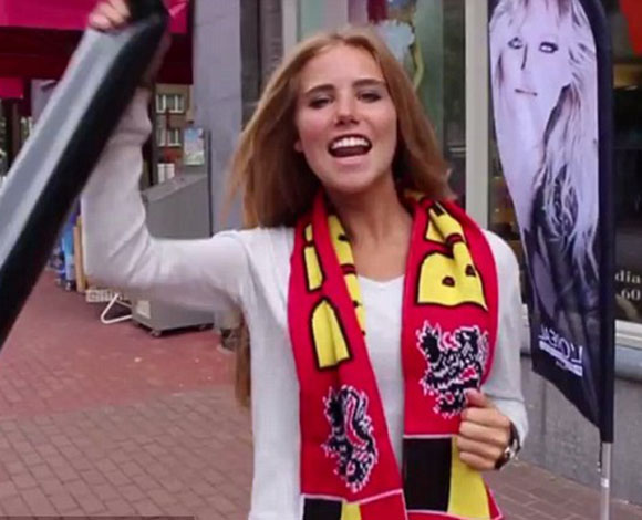 من هي أكسيل ديسبيجلير ... وما سر مطاردة لوريال لها من مدرجات المونديال؟ 