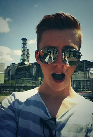 اسوأ 8 صور سيلفي Selfie ما كان يجب التقاطها 