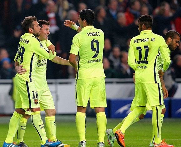 برشلونة يفوز على اياكس وميسي يعادل رقم راؤول القياسي