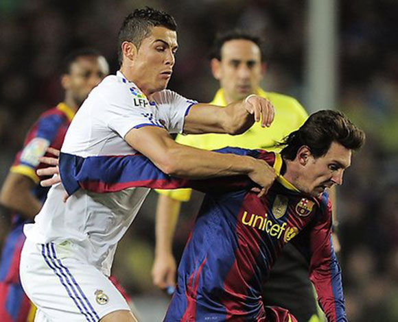 عداوة ريال مدريد وبرشلونة: رونالدو يتلفظ بكلمات بذيئة عن ميسي!