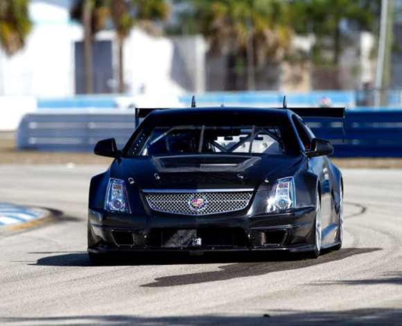 "كاديلاك CTS-V 2016" تنطلق بقوة
