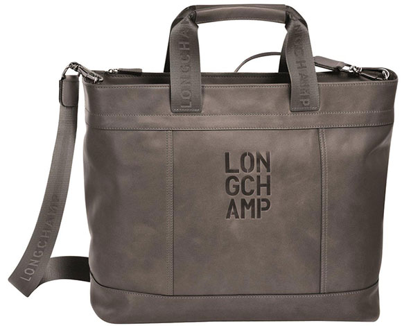 LONGCHAMP 3D: تصاميم عصرية وتألق على خطى الموضة