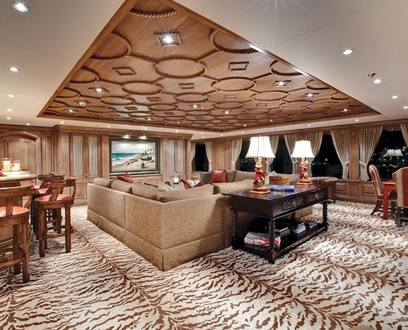 كيكووك... يخت فاخر اصبح ملكك اليوم