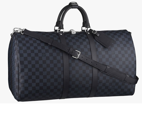 الرجولة والأناقة عنوان تشكيلة Damier Cobalt من "لويس فويتن"
