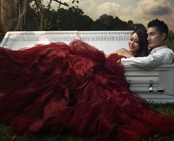 بالفيديو- حفل زفاف يتحوّل الى جنازة