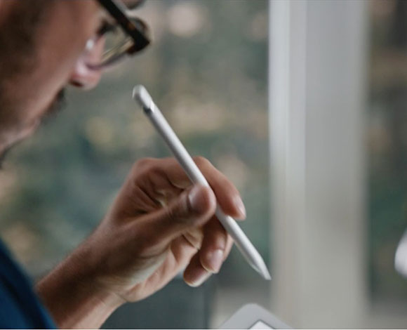 بالفيديو والصور- اليك ما لم تعرفه عن قلم  ابل الجديد Apple Pencil