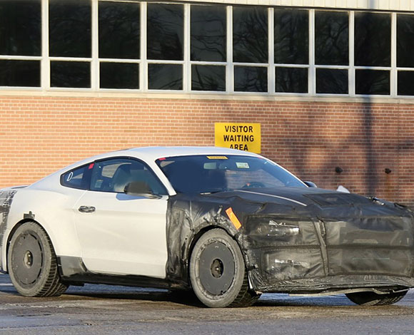 صور تجسسية لسيارة فورد موستانغ GT350 موديل 2015