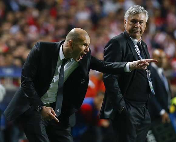 بالصور .. رسميا زين الدين زيدان مدربا لريال مدريد
