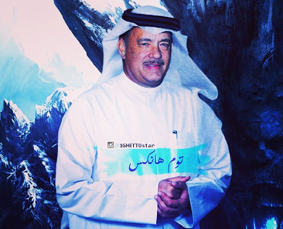 نجوم هوليوود بأزياء خليجية في صور طريفة