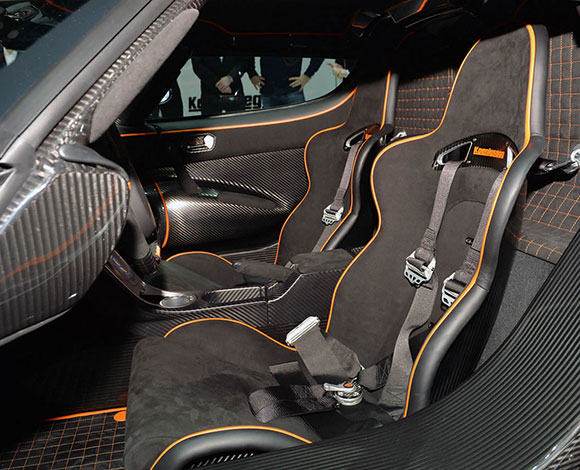 نسخة وحيدة من سيارة كوينيغسيغ وان : 1 للبيع بـ 6 مليون دولار