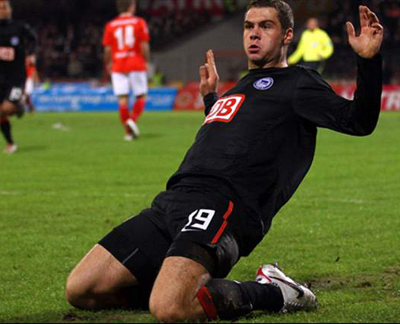 هل يكون لاسوغا بديل غوميز في منتخب ألمانيا؟