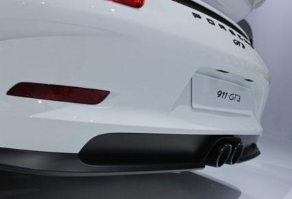 Porsche 911 GT3 رمز الفخامة والأداء القوي 