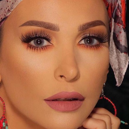 بعد قرارها بارتداء الحجاب واعترافها أن الغناء موهبة وليس احتراف .. تعرف الأغاني صانعة نجاح أمل حجازي
