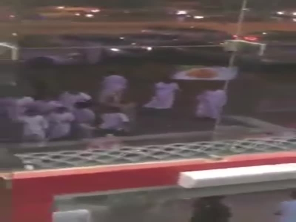 بالفيديو .. شجار ودماء في وقت السحور بأحد المطاعم