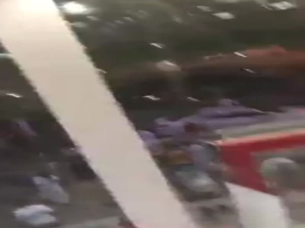 بالفيديو .. شجار ودماء في وقت السحور بأحد المطاعم