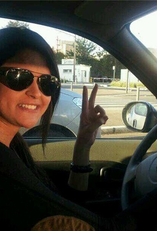 صور سيارات سلمى رشيد نجمة "اراب ايدول"  