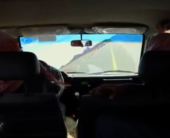 تفحيط: صور تفحيط خطير لرجل سعودي 