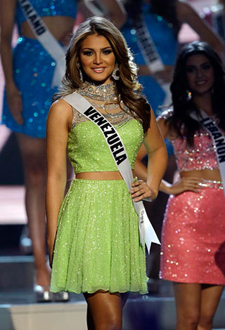 أجمل نساء العالم تفوز بلقب ملكة جمال الكون ... الكولومبية بولينا فيغا