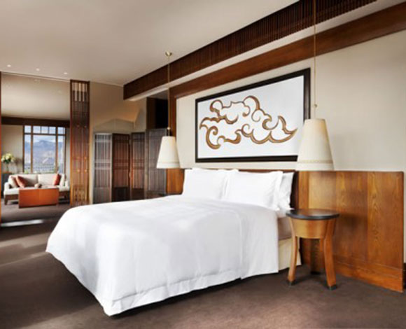 جناح Everest في فندق St. Regis Lhasa... عنوان للفخامة