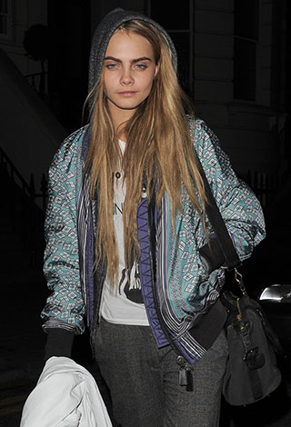 نجوم اثرياء يظهرون دوما بإطلالات رديئة