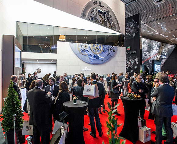 شاهد بالصور أفخر الساعات في العالم في معرض "Baselworld 2015"