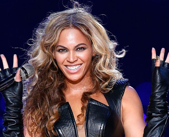 أبرز 10 مواهب غنائية واجهت تحديات إنتاجية في بداياتها