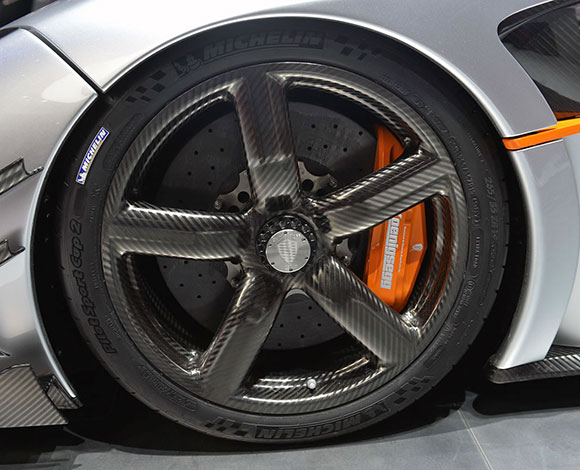 نسخة وحيدة من سيارة كوينيغسيغ وان : 1 للبيع بـ 6 مليون دولار