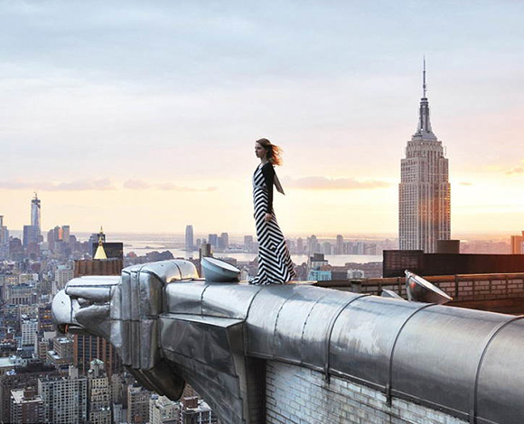 "Lucinda Grange" المصورة القوية التي لا تهاب المرتفعات