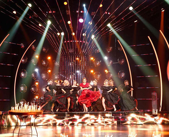 ديما قندلفت تحصد لقب الحلقة السادسة من "شكلك مش غريب"  