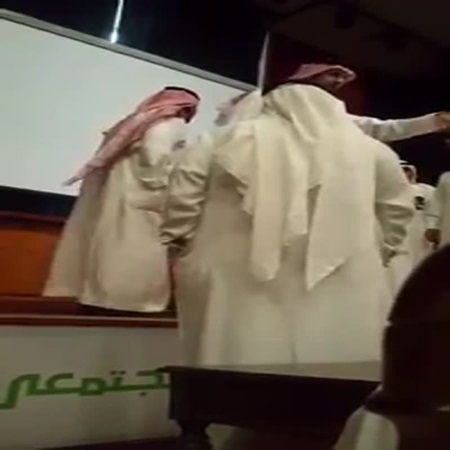 بالفيديو .. تعرف على سر غضب المواطنين من أمانة جازان