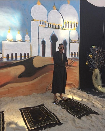 تحضر دبي إلى أمريكا لحفل تخرج ابنها