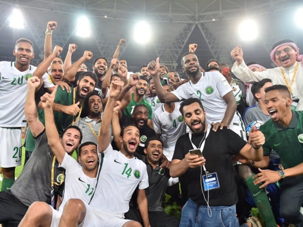 المنتخب السعودي يحصد التهاني بعد تأهله لكأس العالم 2018