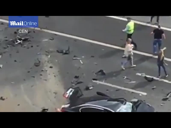 تعرض سيارة الرئيس الروسي لحادث ونجاة الرئيس .. فيديو