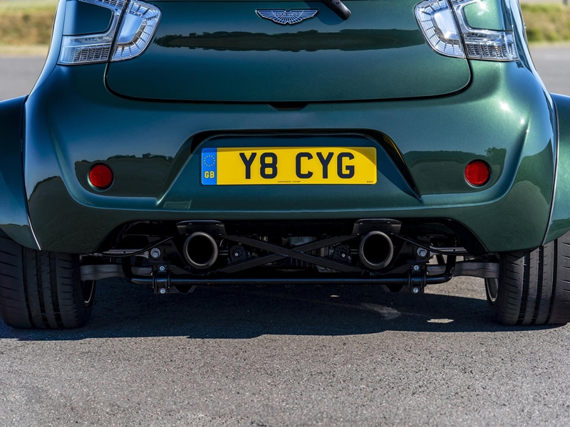 سيارة V8 Cygnet من Aston Martin: قمّة القمم في عالم السيارات المصممة للمدن