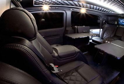 مرسيدس فيانو بطلة أخرى باهرة مع Carisma Auto Design