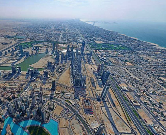 صور سفر: كيف تبدو المناظر الخلابة من أعلى قمم ناطحات السحاب؟