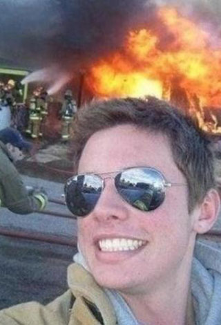 لمحبي صور السيلفي... إياكم ونشر هذه الصور على مواقع التواصل الاجتماعي