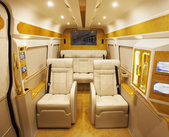 الكشف عن سيارة Grazia من انتاج Lexani Motorcars