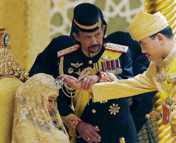 من أغنى الأغنياء في العالم: الذهب هو ماله... تعرف اليه
