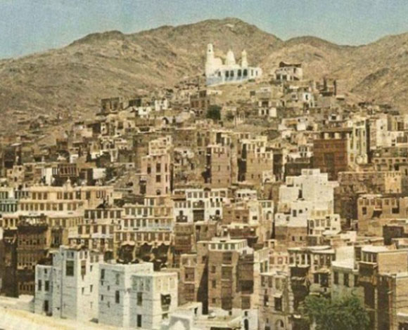 صور نادرة لأداء المسلمين مناسك الحج عام 1953