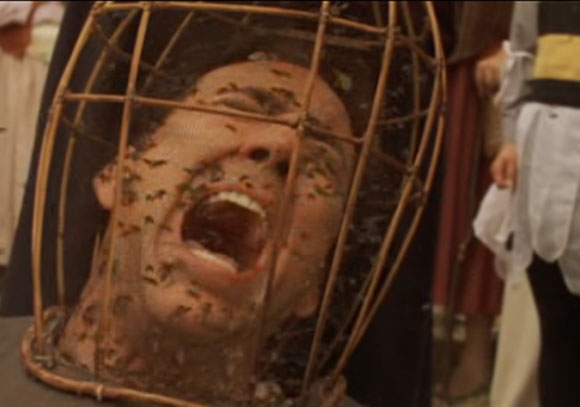 8 أشياء سخيفة أنفق عليها النجم نيكولاس كيج ثروته الخاصة