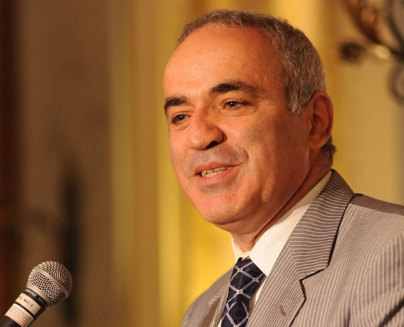 إليك أكثر 10 أشخاص ذكاء في العالم