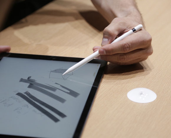 بالفيديو والصور- اليك ما لم تعرفه عن قلم  ابل الجديد Apple Pencil