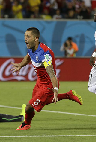 كلينت ديمبسي يسجل أسرع هدف في كأس العالم 2014 في البرازيل