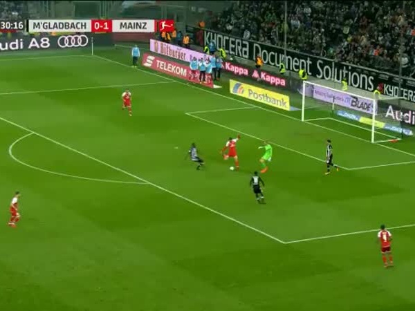 بالفيديو .. ما الذي أضحك الجميع في هذه المباراة