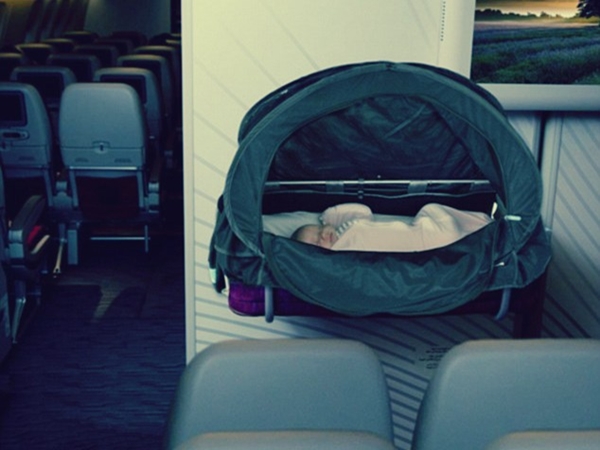 فلاي بيبي .. حل نهائي لمشكلة الأطفال على الطائرات